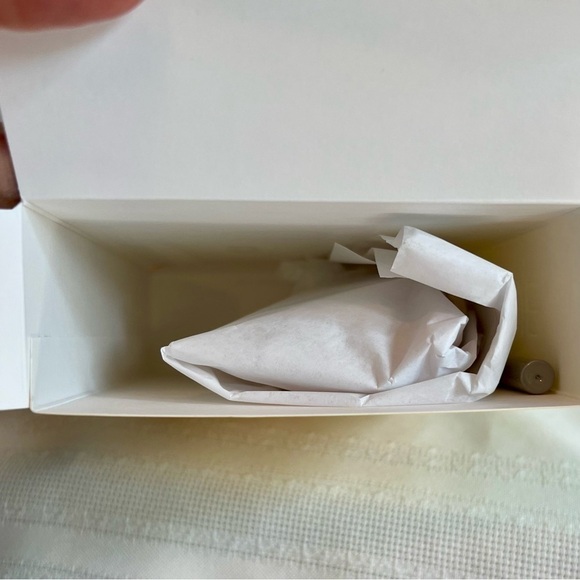 Clinique 4-Pc. Fan Favorites Set NWT $55 value Free GWP Clarins Lip Perfector 21 - Picture 4 of 5